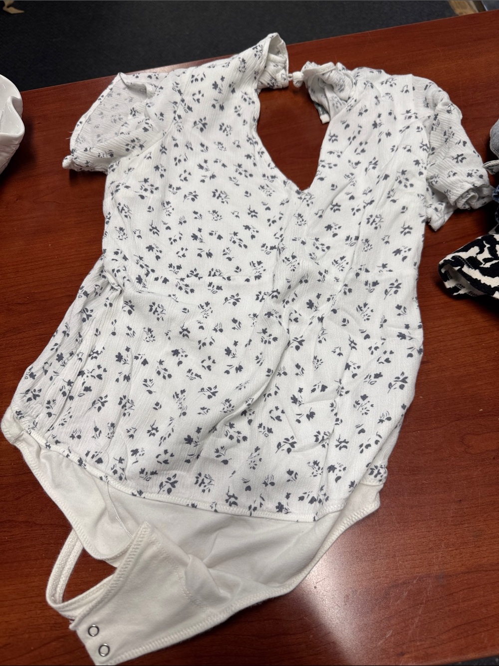 Abercrombie and fitch bodysuit M // 092605